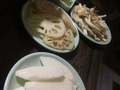 -红九格老火锅(三峡广场店)