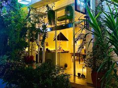 门面-春树下·树屋花房西餐厅(罍街AS1980店)