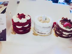 -半勺舒舒生日蛋糕店