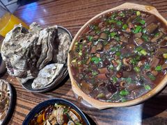 -蚝堡海鲜·威海菜·海肠捞饭·烧烤·亚洲吃蚝公司(幸福门店)