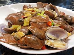 -维也纳酒店(上海虹桥枢纽松江新桥店)
