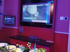 -唯爱KTV聚会餐厅(仙林东城汇店)