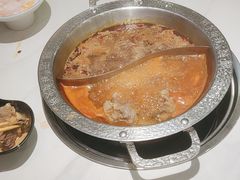 -嘎琉鲜切牛肉自助火锅