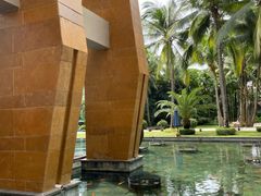 -三亚湾海居铂尔曼度假酒店