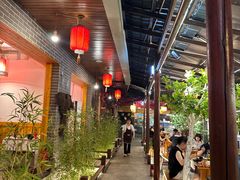 -三道苗苗鱼·美蛙黄辣丁(八里店)