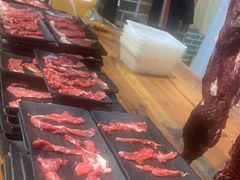 -潮牛宴·鲜牛肉自助火锅烤肉(龙岩新罗万达店)