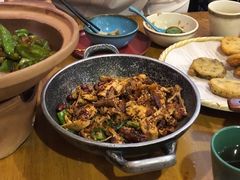 -吃饭皇帝大土家民族菜(正大广场店)