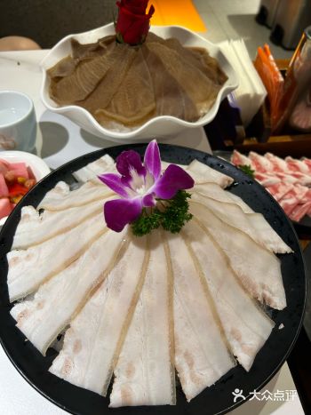 晚上选了要德作为晚餐，初次尝试这个品牌的火锅