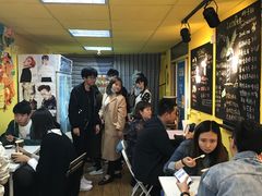 -志龙皇冠吃货椰子铺