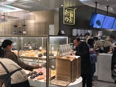 -奈雪的茶(市百一店)