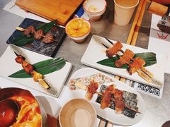 猪五花烤凤梨-火山屋台(新街口店)