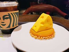 -星巴克臻选(南京金茂览秀城店)