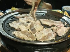 -明洞阿姨·韩式酱蟹烤肉·创意料理(三元桥店)