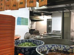 -牛一嘴·兰州牛肉面·大盘鸡(财富中心店)