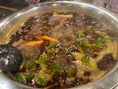 -肖肖酸萝卜鱼火锅(总店)