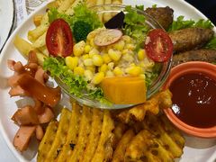 -丽莎沙拉轻食餐厅(国贸店)