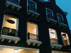 -王府井奥莱临潼小镇(临潼店)