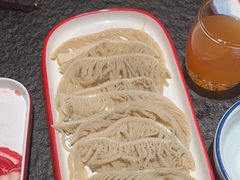 -醉董牛川派鲜肉自选火锅(烟台店)