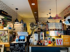 -熊猫一间店欧式奶茶铺