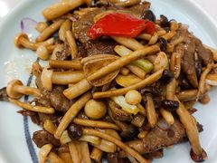 菌菇炒黄牛肉-东鑫记港式茶餐厅(南京东路店)