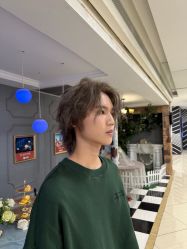 -V+SALON造型