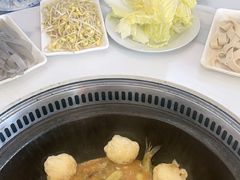 -丹水桥地锅鱼·翘嘴鲌·地方特色全鱼宴(丹江口大坝店)