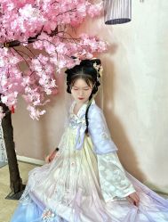 -一揽芳华汉服旗袍体验馆(拙政园店)