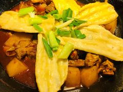 地锅鸡-眷江南之小蓝鲸(王府大街店)