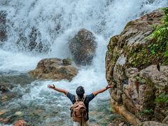 -西岭雪山大飞水景区