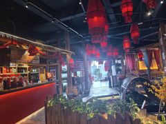 -老滇山寨•云南特色菜•地方菜•民族风情歌舞表演(金碧店)