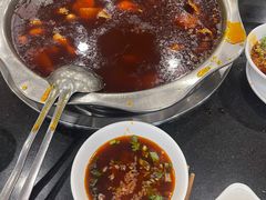 -冯记香辣兔火锅(茶店子总店)