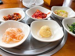 -亲昵春川鸡排(韩国美食街店)