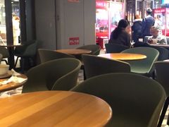 -Wagas沃歌斯(百盛优客店)