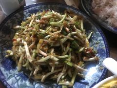 折耳根-迎懿餐厅