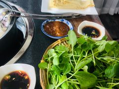 -大匠工房古船木艺术餐厅·猪肚鸡专门店(长白仙岛店)