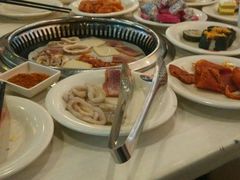 -北京汉丽轩海鲜烤肉自助火锅一体(中百店)