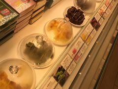-好利来(东四店)