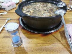 -杨记山珍鸡煲菌汤锅