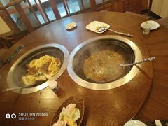 -万里闯关东铁锅炖菜馆(高新旗舰店)