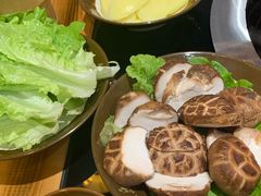 -锅来乐地锅鸡(安亭店)