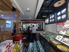 -魏铭鱼头捞饭(晋阳路店)