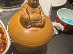 哈根达斯-钱小奴海鲜自助黑金店(杭州滨江龙湖店)