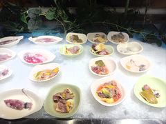 -腾阁自助餐厅(朝林广场店)