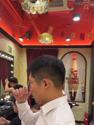 -东方先生国潮男士理发馆