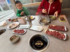 -张哞哞·鲜切牛肉自助火锅(高德置地店)