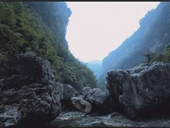 -华蓥山天意谷景区