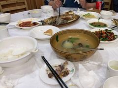 -乡土特色.冷锅鱼.牦牛肉汤锅