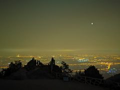 -鬼笑石后山停车场