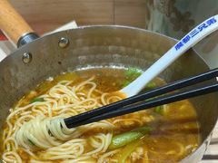 -魔都三兄弟酸辣粉·蘸卤炸串(虹桥万科店)