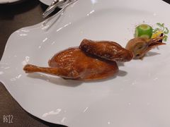 乳鸽-广州文华东方酒店·江-由辉师傅主理